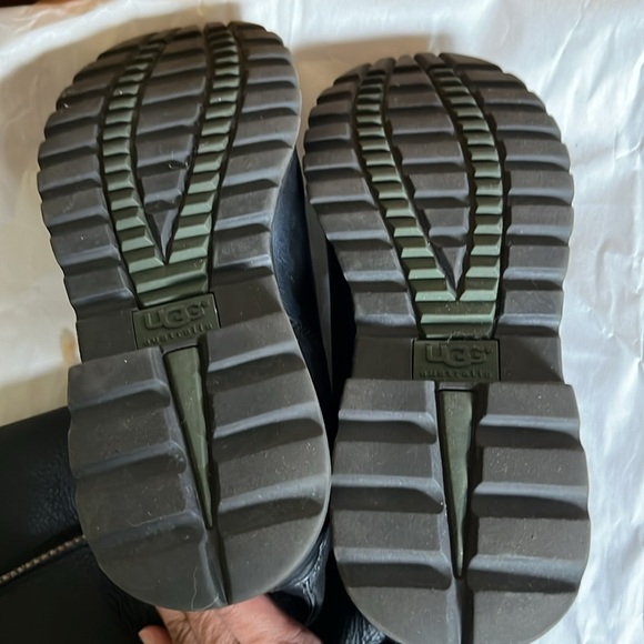 Ugg Boots, size 37 - Picture 8 of 8